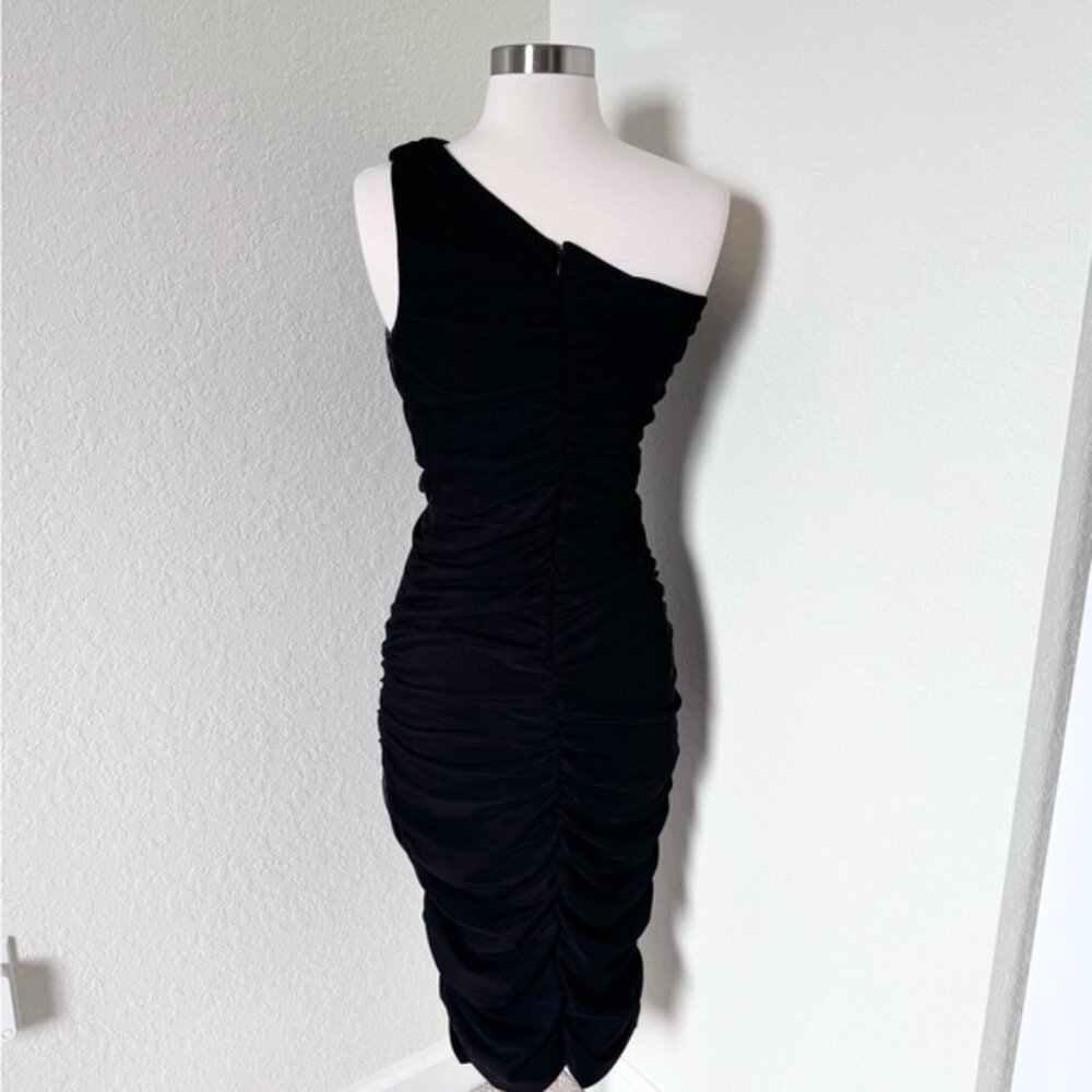 Love X Design Mesh Dress - Picture 4 of 10